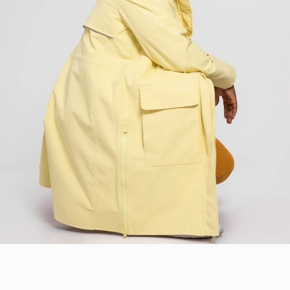 Alder Rain Or Shine Coat Size XS - Picture 4 of 11